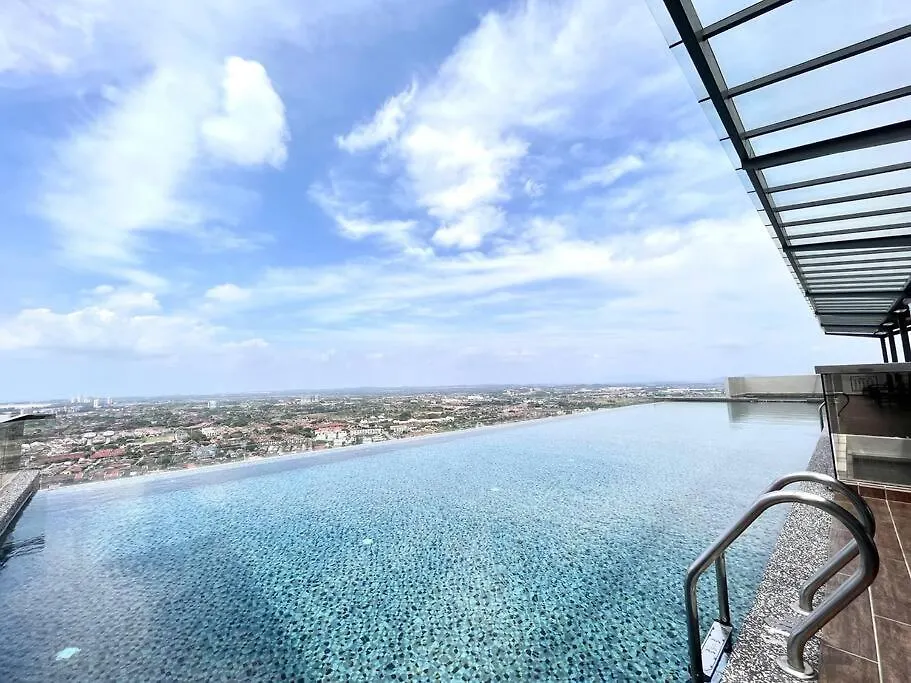 Ins Suite @ The Quartz Residence-Infinity Pool Malacca 0*,