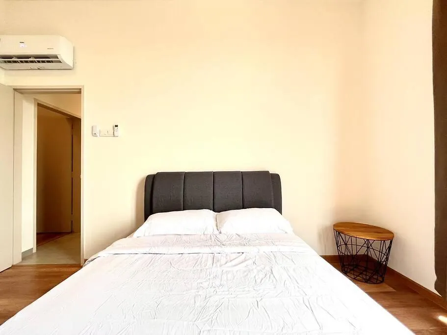 Apartment Ins Suite @ The Quartz Residence-Infinity Pool Malacca