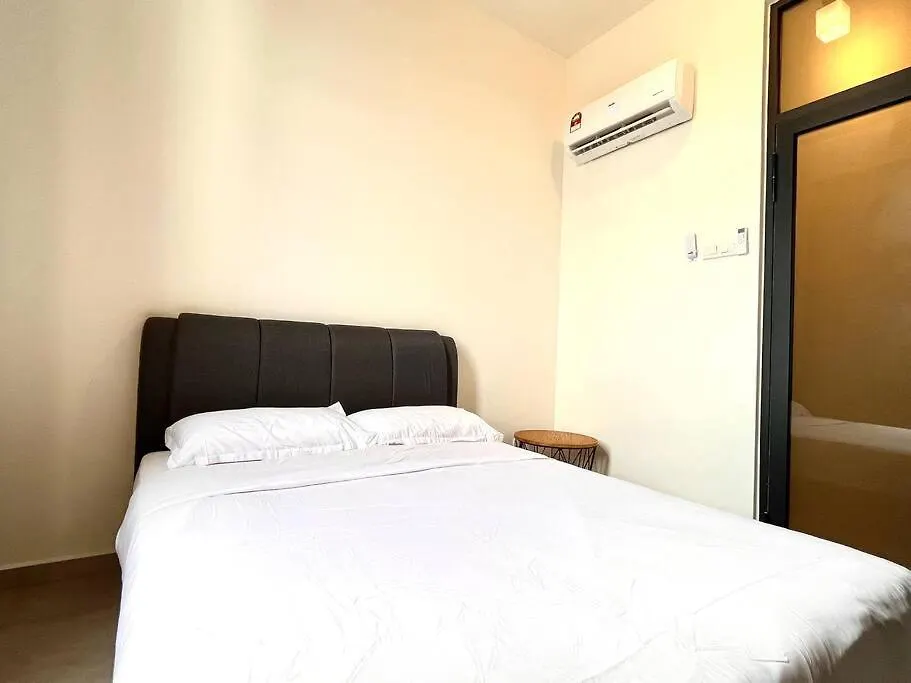 Ins Suite @ The Quartz Residence-Infinity Pool Malacca 0*,